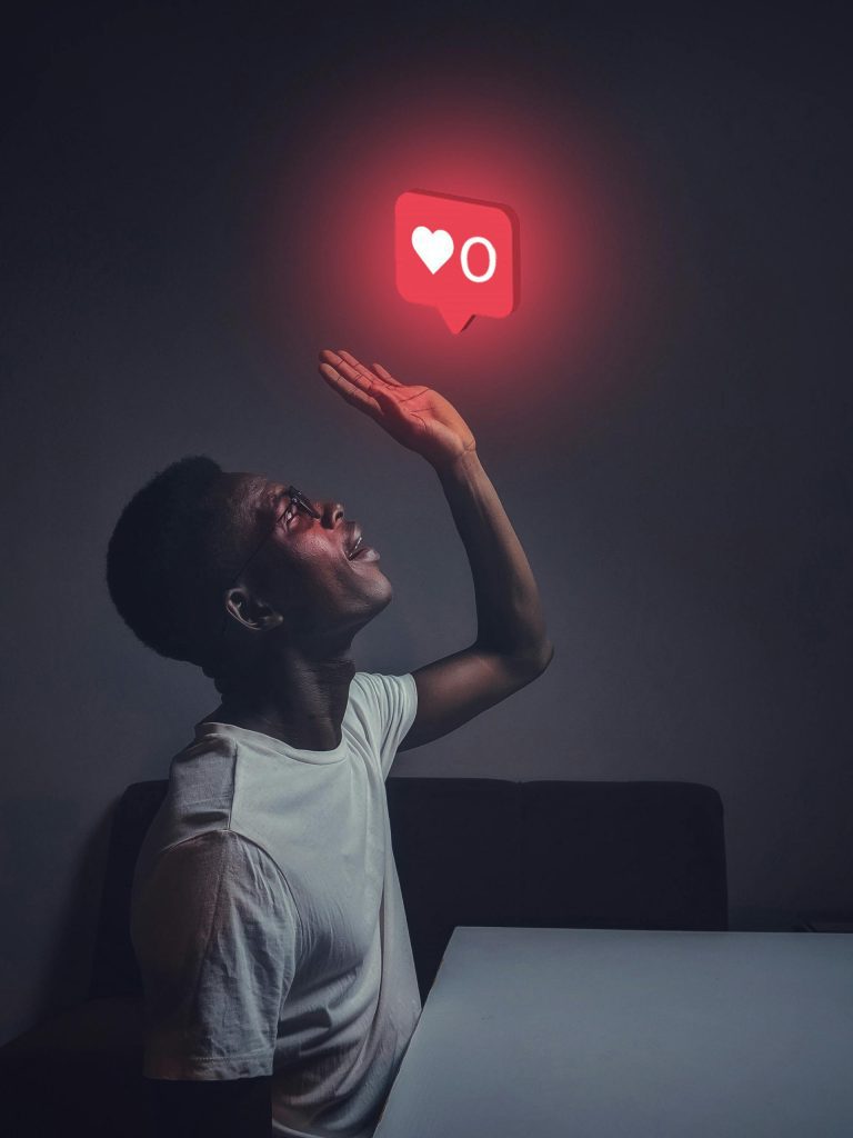 Guy sending a heart over DM Is there porn on Instagram